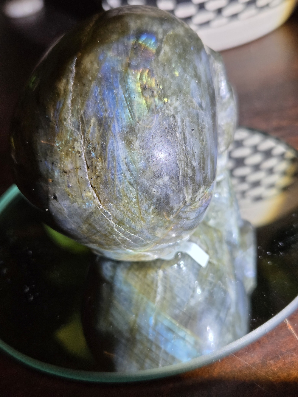 Labradorite Carved Skull - Picture 14 of 16